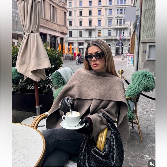 ZARA SHORT CAPE COAT - Picture 4 of 16